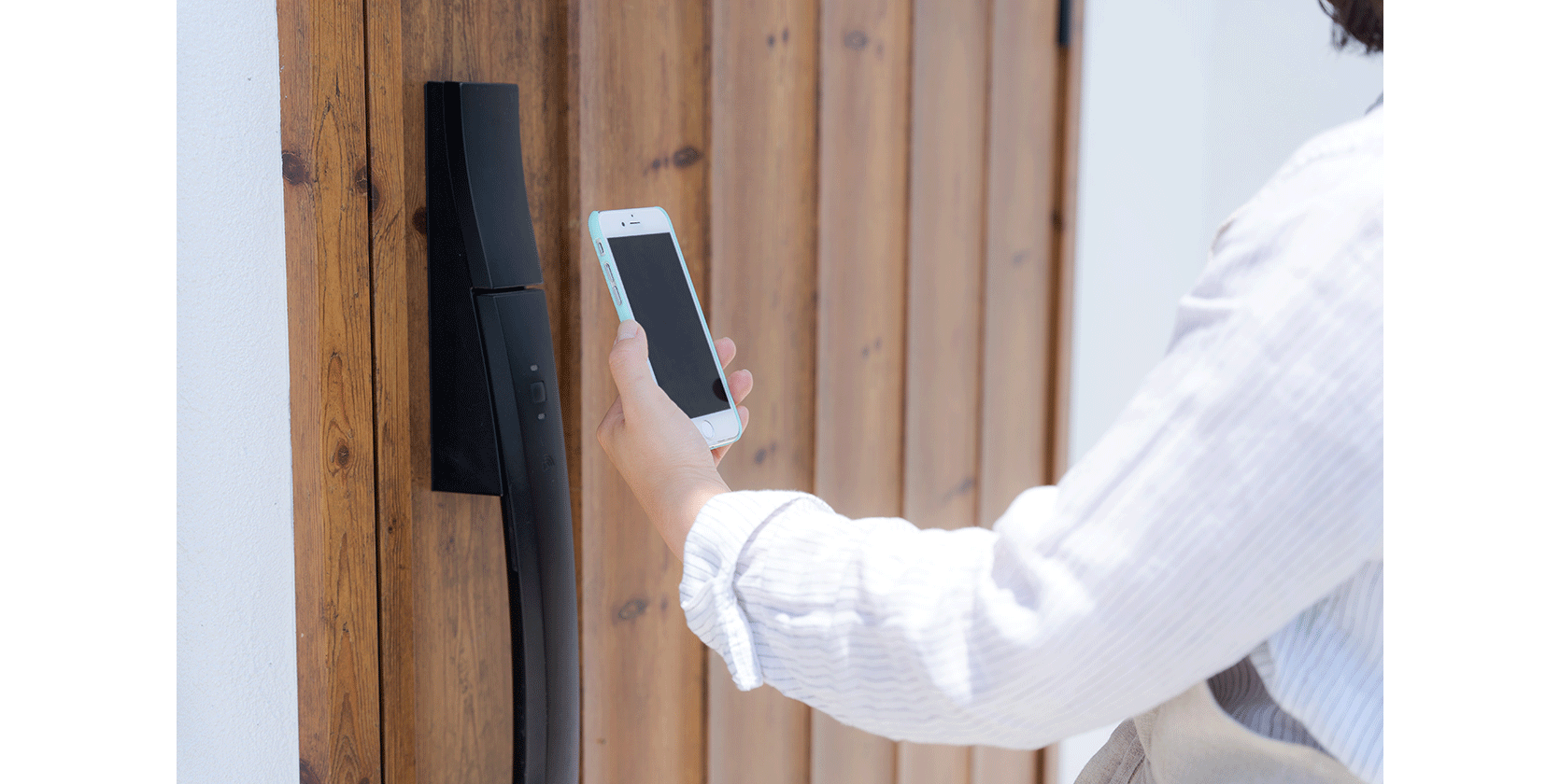 スマートドアロック